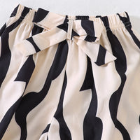 Girls Black Assymetric Neck Crop Top With Abstract Print Pant Sets Sets