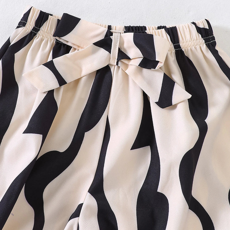 Girls Black Assymetric Neck Crop Top With Abstract Print Pant Sets Sets