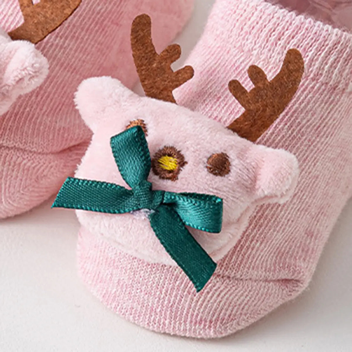 Pack of 3 Girls Multicolour Embroidered Applique Ankle Length Socks Socks