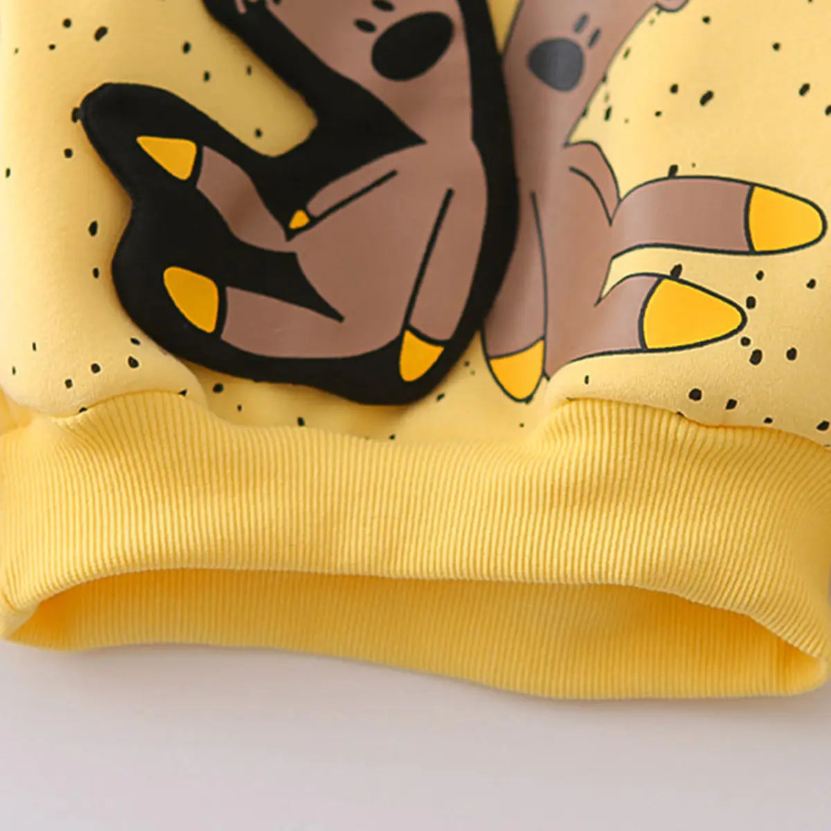 Girls Yellow Bear Cartoon Printed Sweatshirt With Jogger Sets Sets