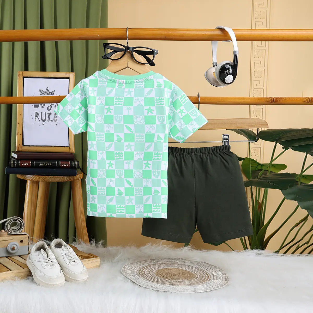 Boys Green Typographic Printed Short Sleeve T-Shirt With Drawstring Shorts Sets Sets