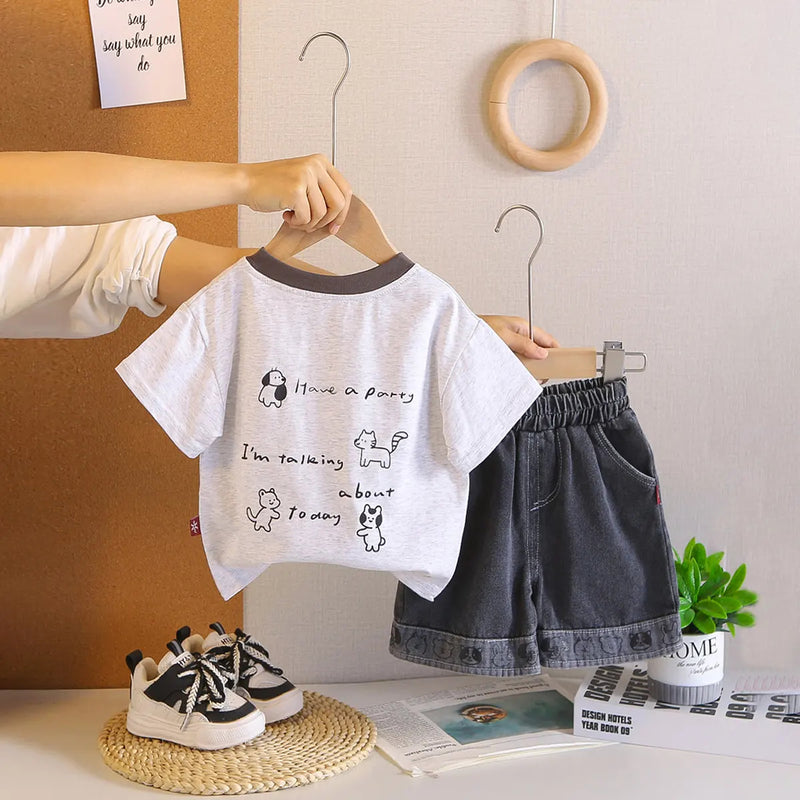 Boys Grey Animals Printed Short Sleeves T-Shirt With Denim Shorts Sets Sets