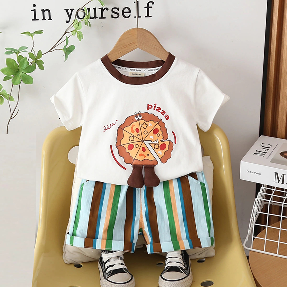 Boys White Pizza Printed Short Sleeves T-Shirt With Stripes Shorts Set Sets White 1-2 Y