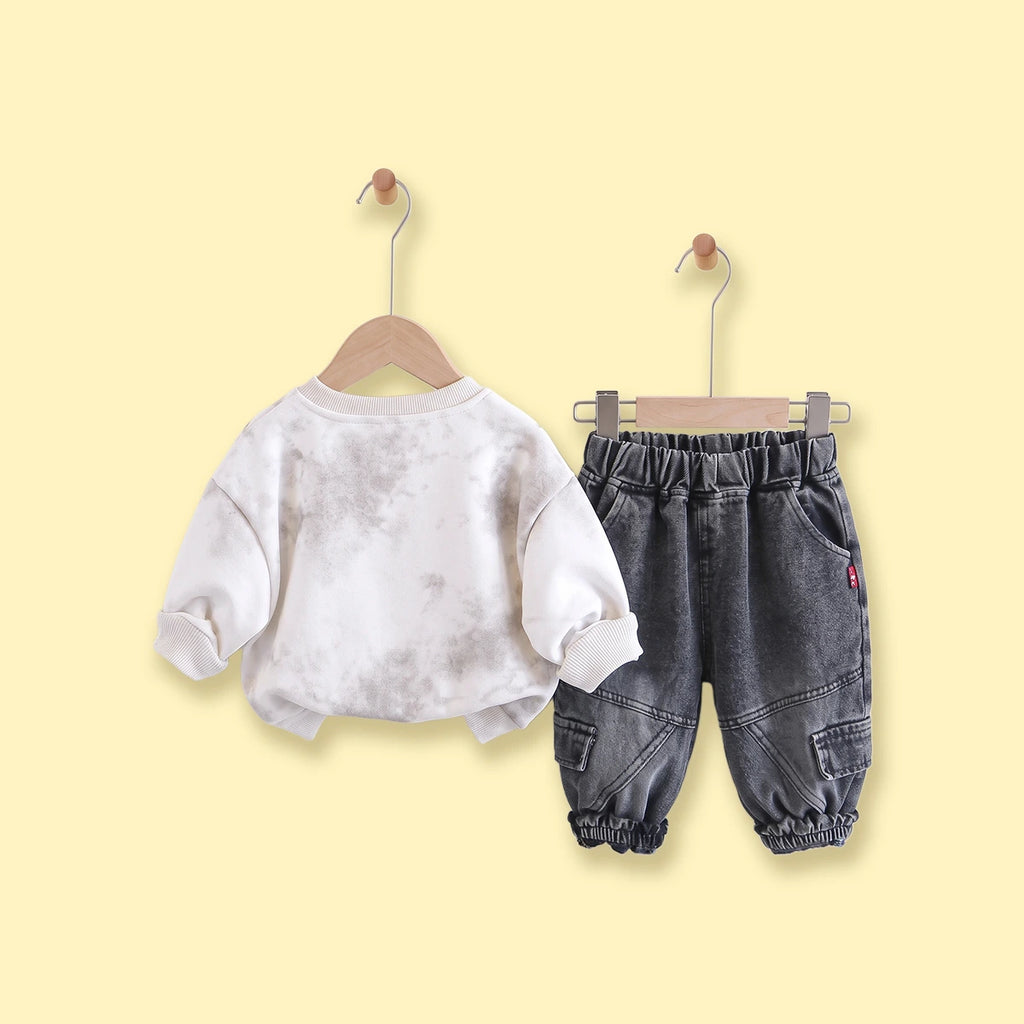 Boys White Tie & Dye Sweatshirt & Denim Cargo Pants Sets Sets