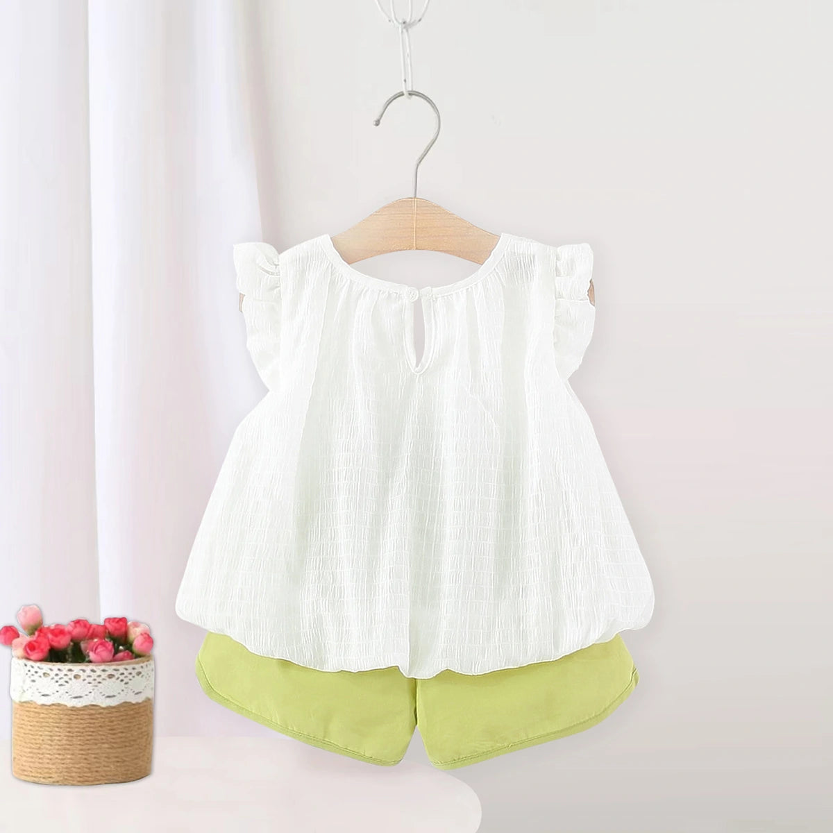 Girls White Textured Sleeveless Top With Elasticated Shorts Sets 2 pc. Sets