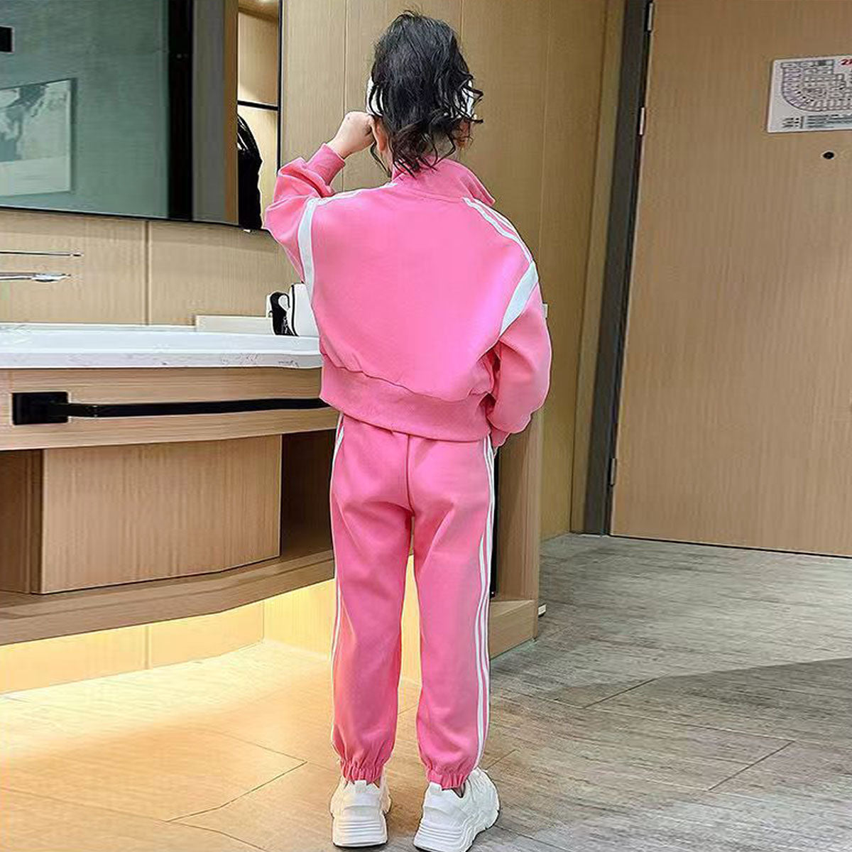Girls Pink Solid Front Zipper Jacket With Jogger Winter Co-ord Set 2 pc. Sets