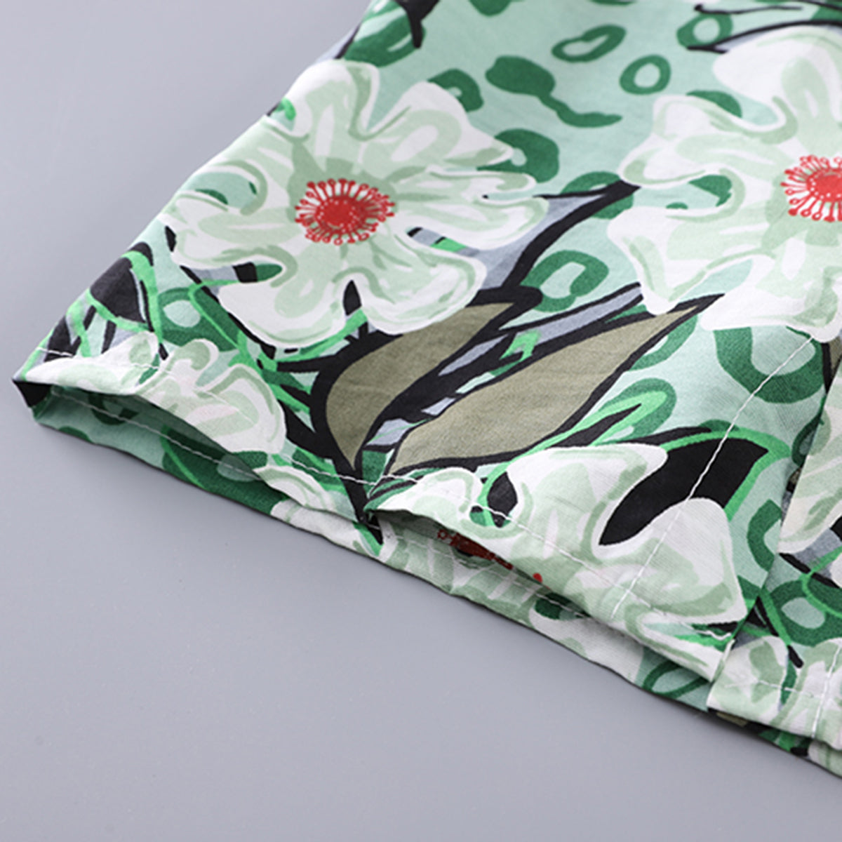 Boys Green Floral Printed Shirt With Neck Tie And Shorts Set Sets