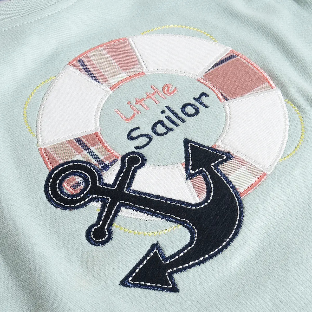 Boys Green Patch Embroidered T-Shirt With Checked Shorts Sets Sets