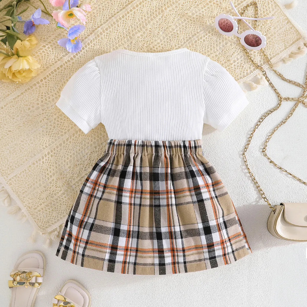 Girls White Bow Applique Top With Checked Pleated Skirt Sets Sets
