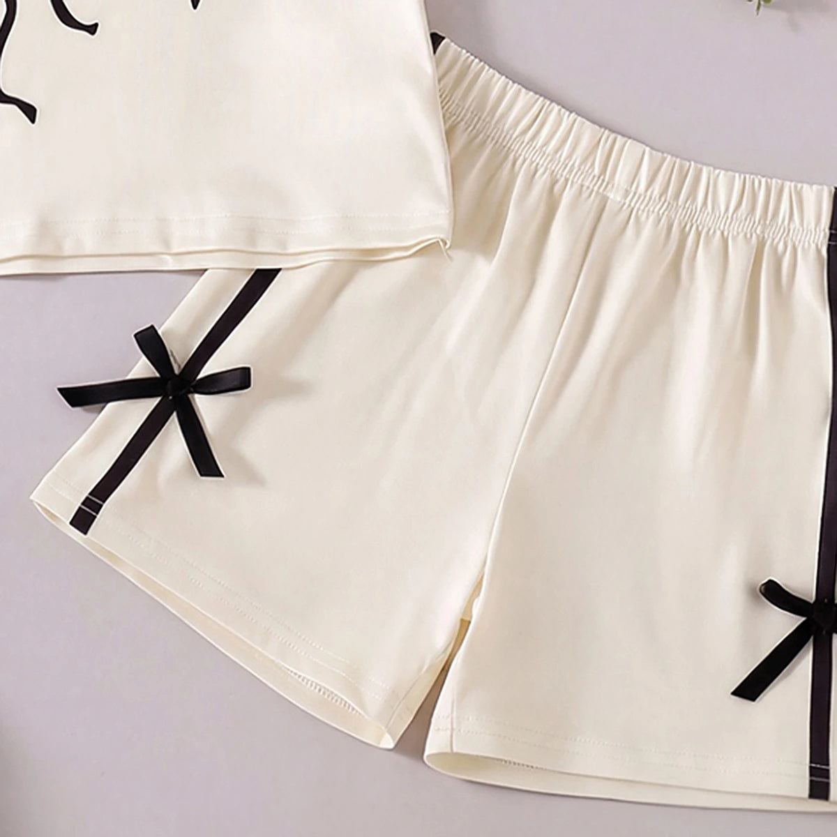 Girls Cream Bow Applique Short Sleeve T-Shirt With Shorts Sets 2 pc. Sets