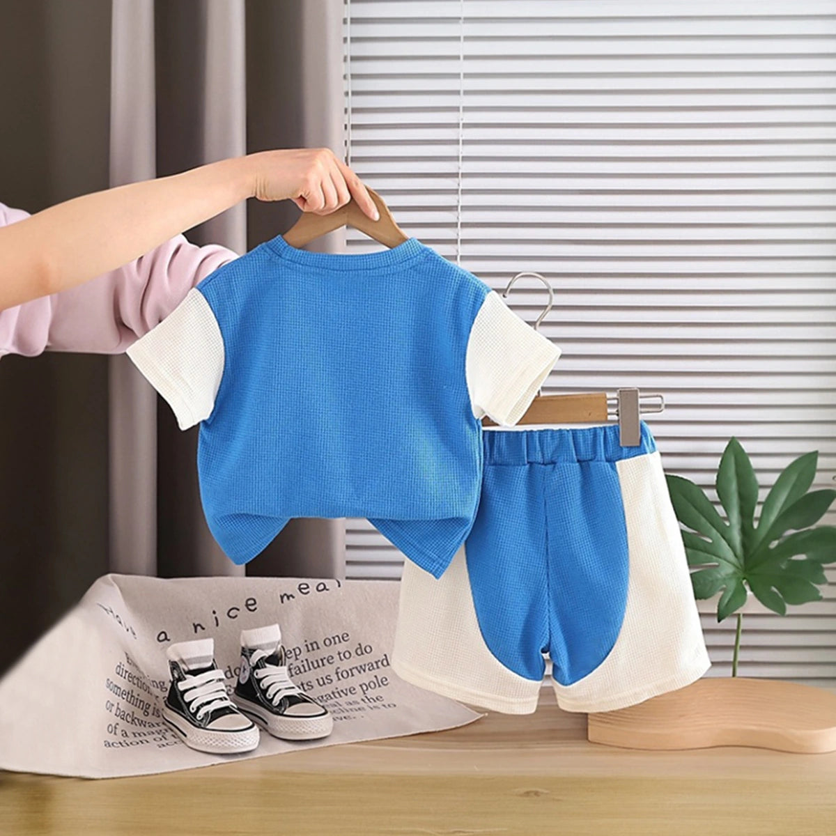 Boys Blue Horse Printed Short Sleeve T-Shirt With Elasticated Shorts Sets 2 pc. Sets