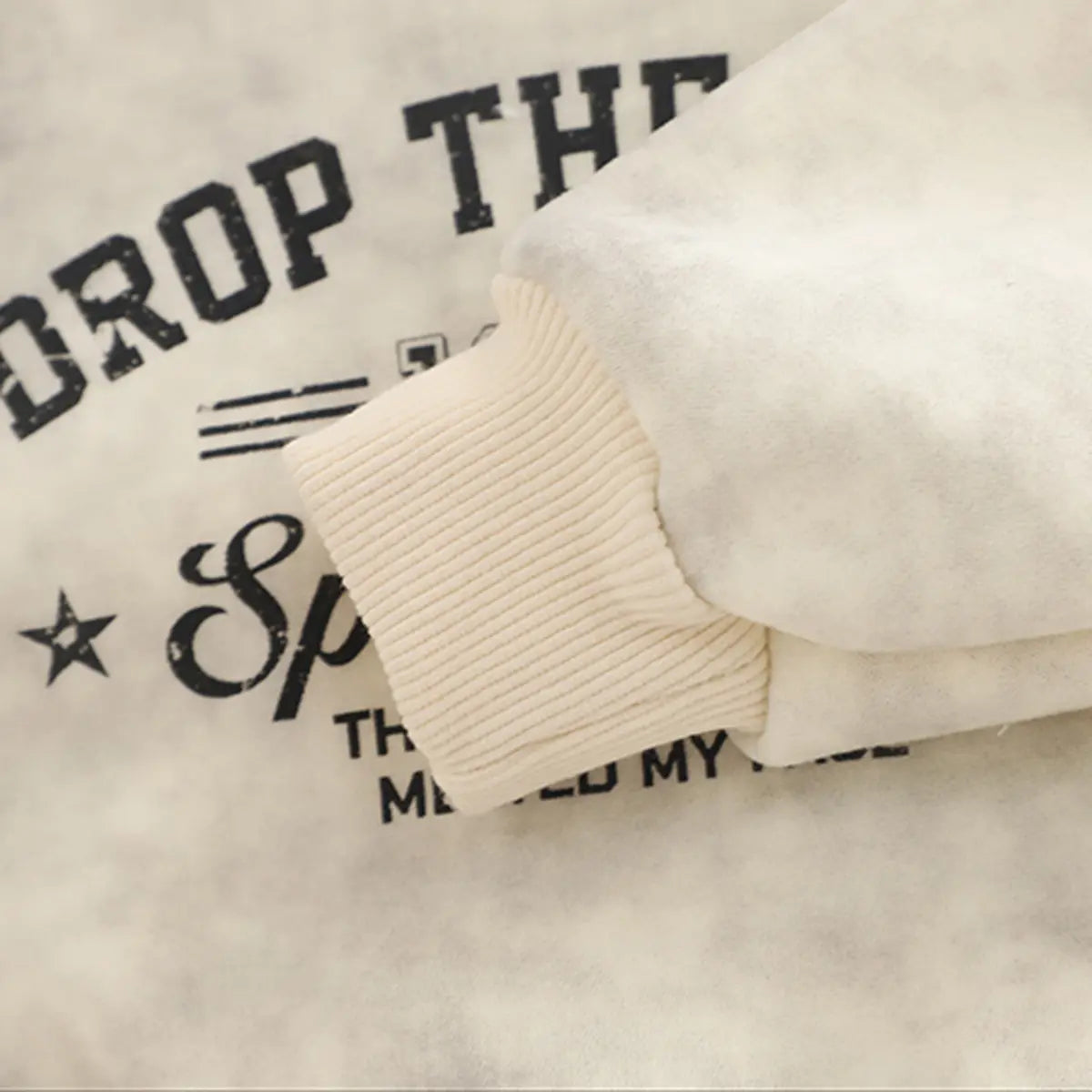 Boys Beige Typographic Printed Sweatshirt With Jogger Sets Sets