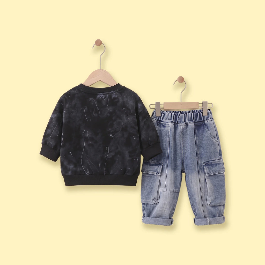 Boys Black Typographic Sweatshirt & Denim Cargo Pants Sets Sets