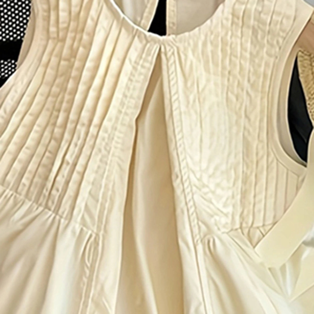 Girls Beige Sleeveless Pintucks Detailed A-line Dress With Hat Casual Dresses