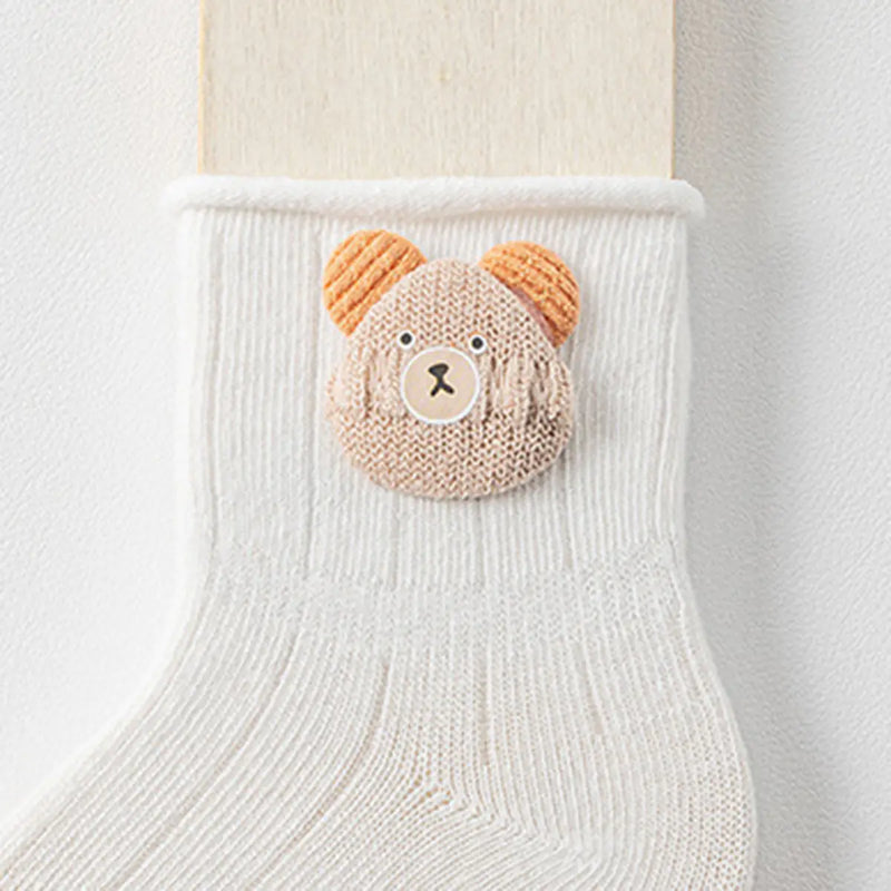 Pack of 4 White Animal Applique Ankle Length Socks Socks