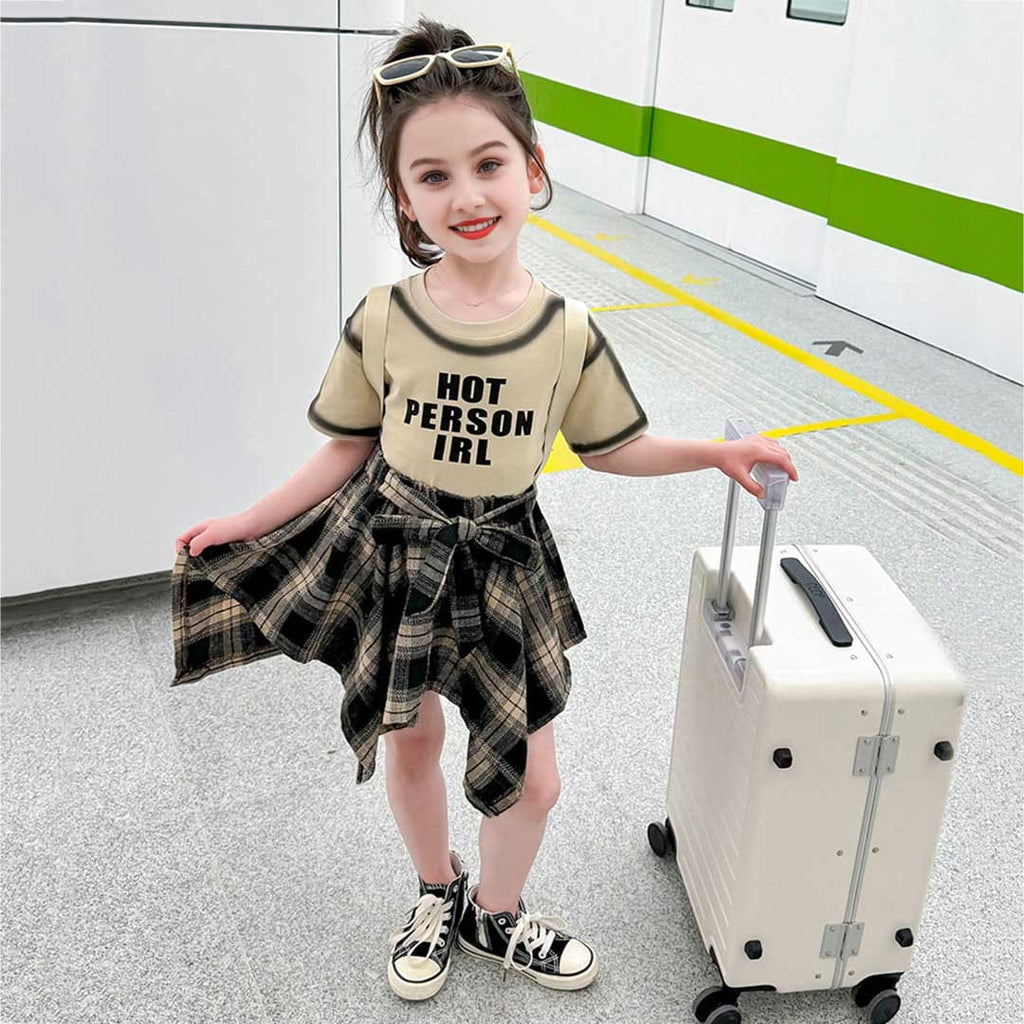 Girls Printed T-Shirt With Checkered Handkerchief Skirt Set