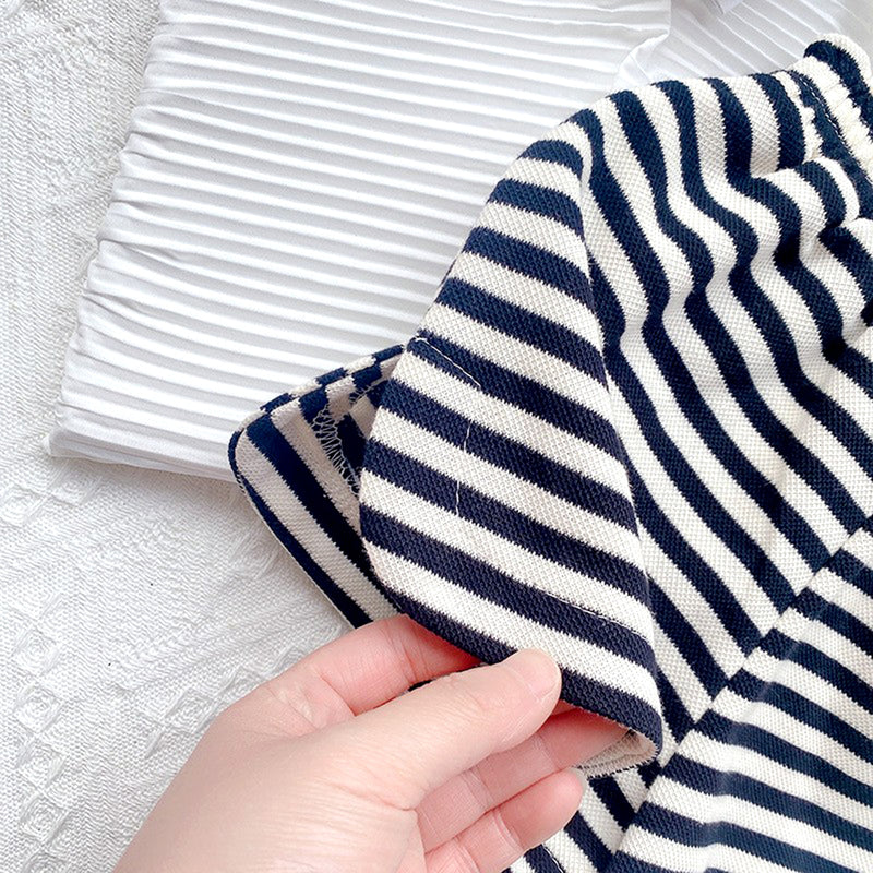 Girls Striped Bow Applique Top With Shorts Sets   