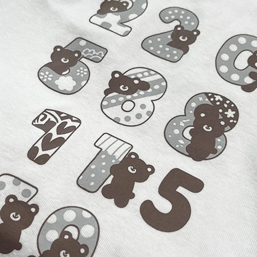 Boys White Numbers Printed T-Shirt With Checked Shorts Sets Sets