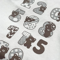 Boys White Numbers Printed T-Shirt With Checked Shorts Sets Sets