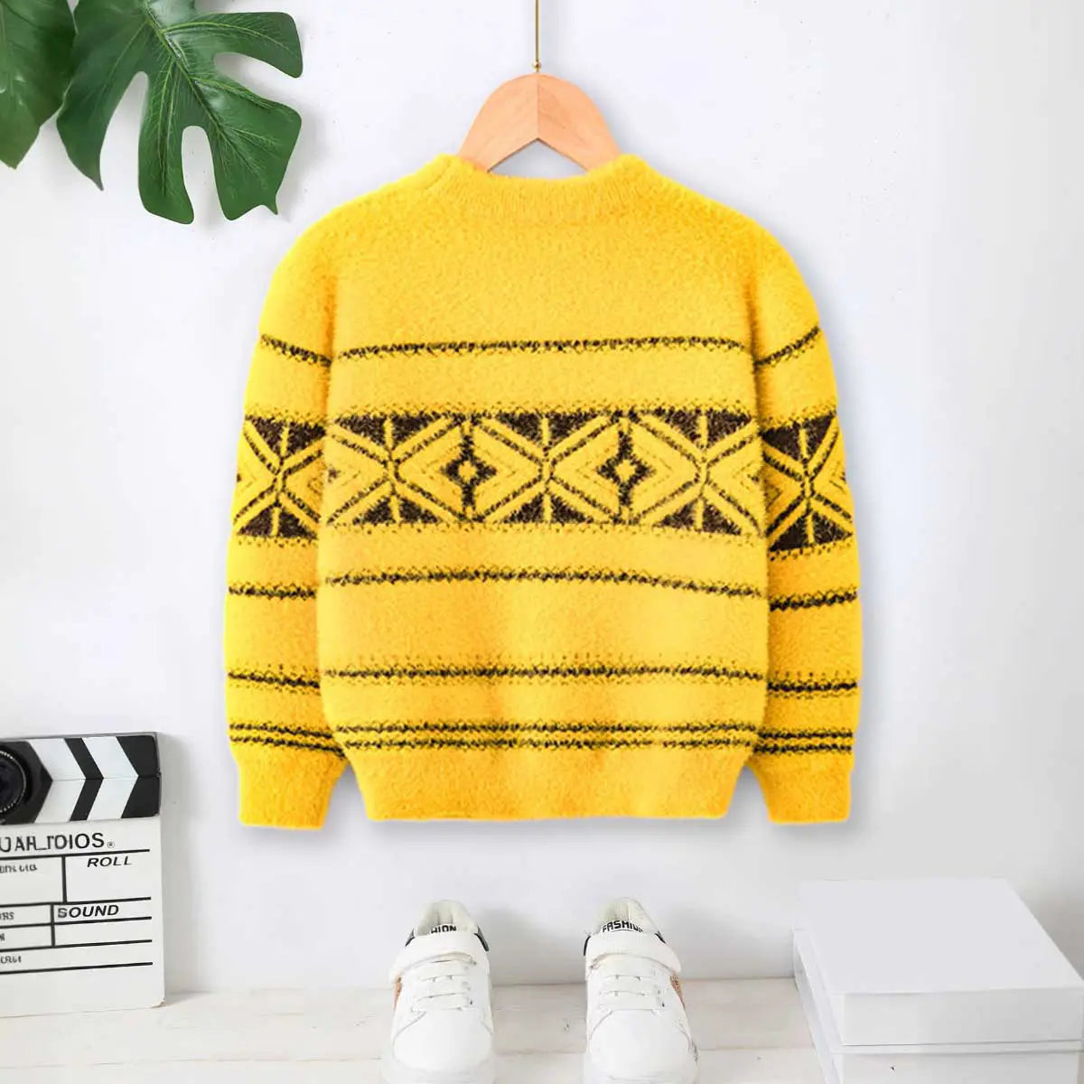 Boys Yellow Self-Design Regular Sweater Sweaters & Cardigans