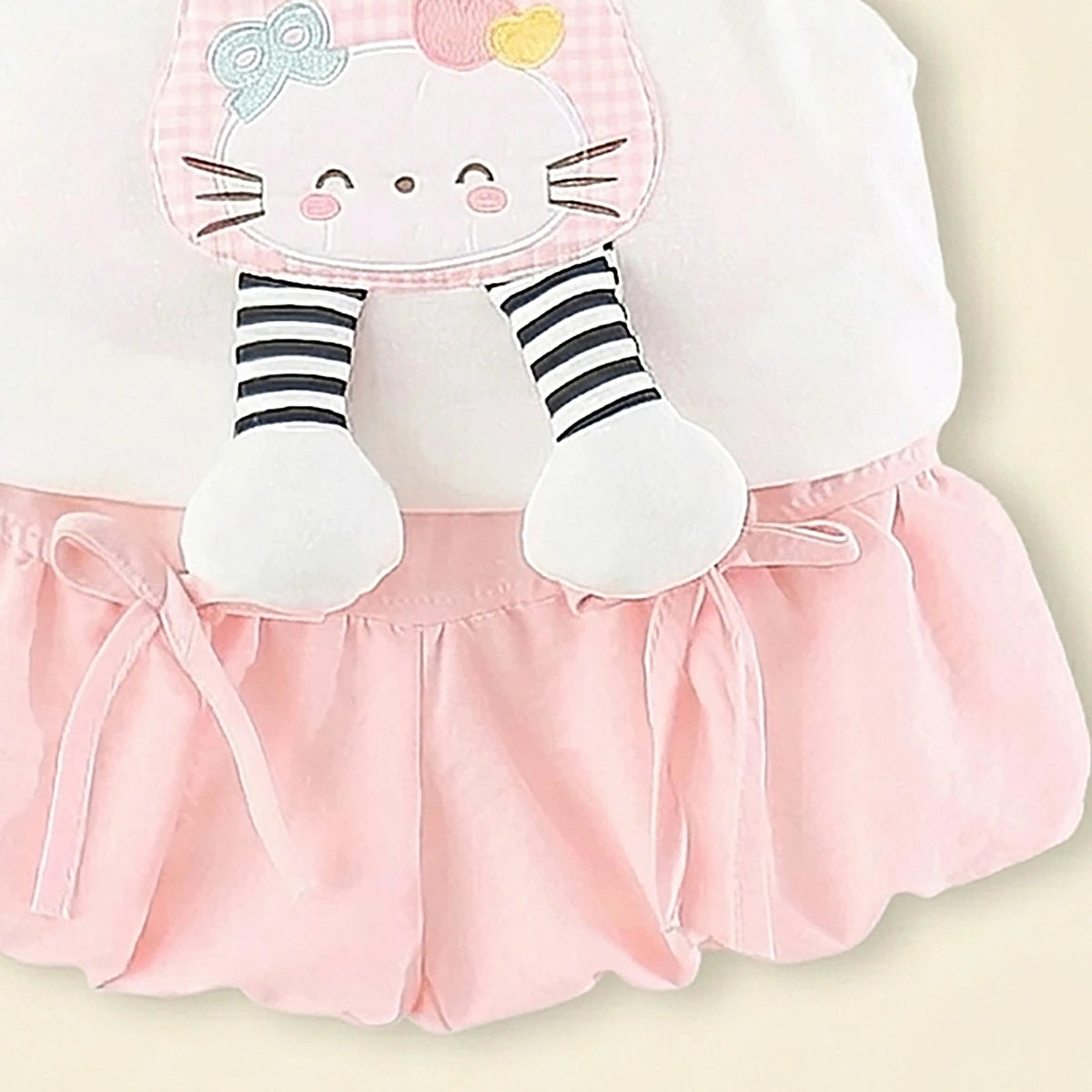 Girls White Kitty Applique Top With Shorts Sets Sets