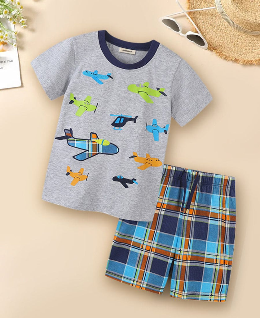 Boys Graphic Print Two Piece Sets