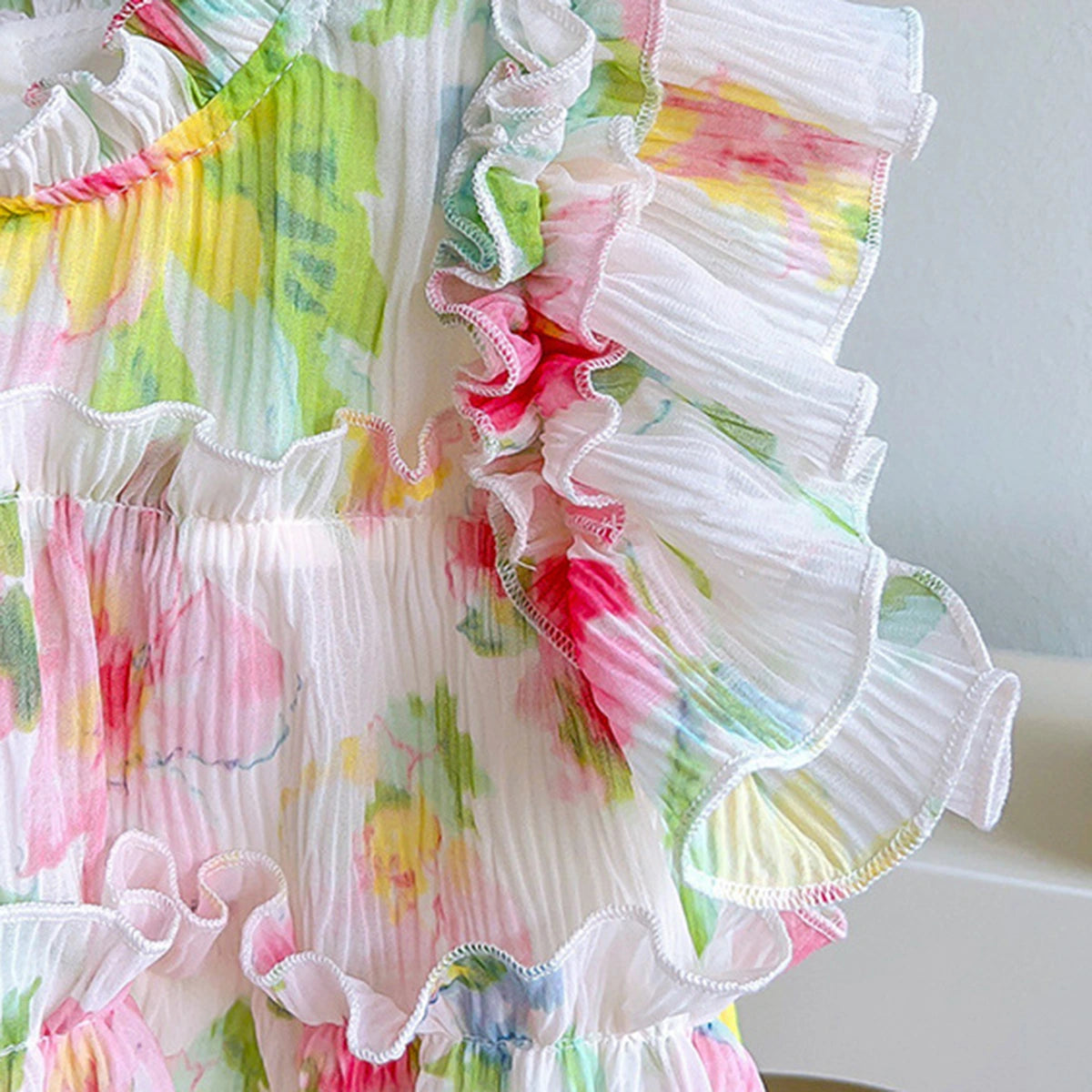 Girls Floral Printed Ruffle Peplum Top with Off-White Pleated Wide-Leg Pants Sets 2 pc. Sets