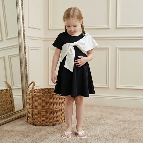 Girls Black Solid A-line Dress With Contrast Large Bow Details Casual Dresses Black 1-2 Y