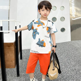 Boys White Graphics Short Sleeves T-Shirt With Shorts Sets Sets