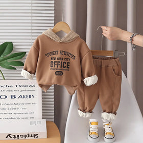 Boys Brown Typographic Printed Hoodie With Jogger Sets Sets Brown 1-2 Y
