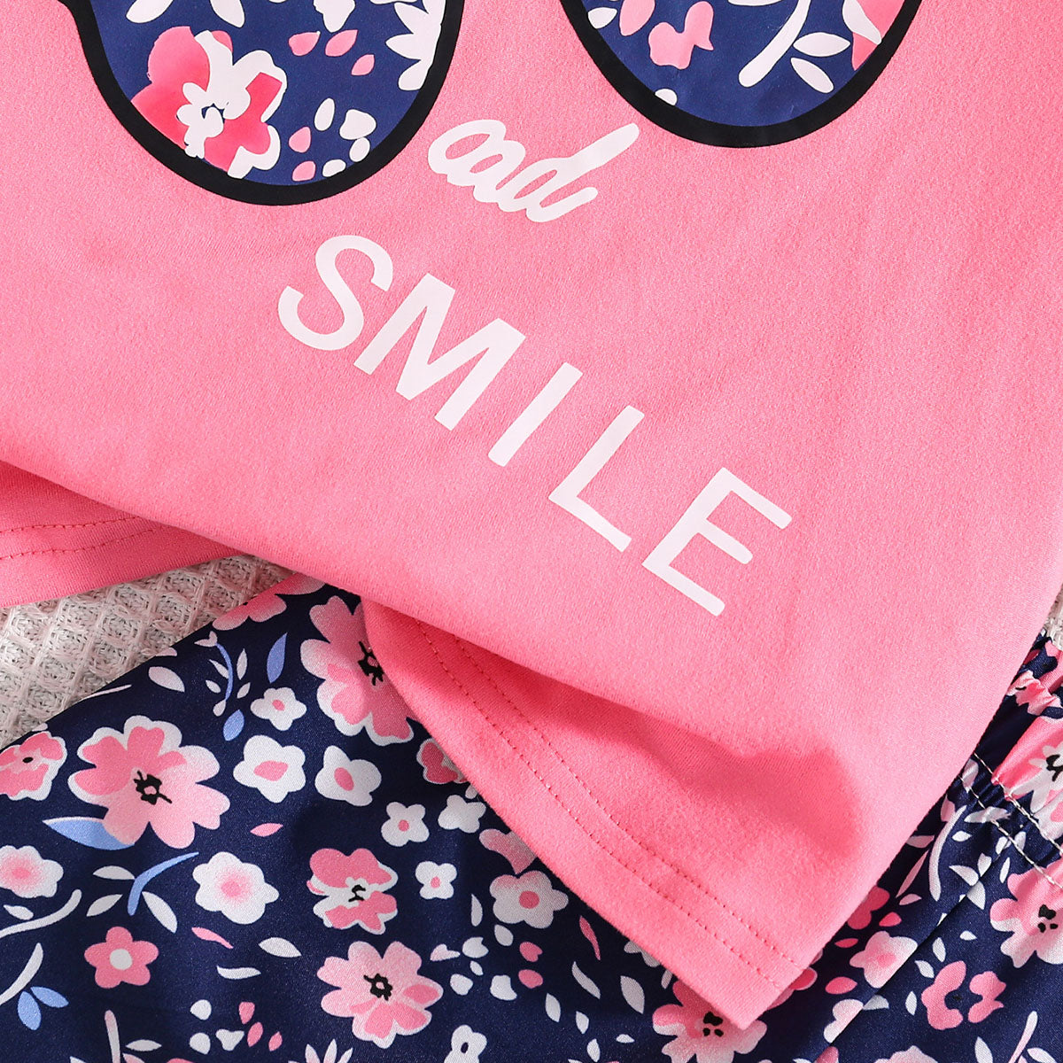 Girls Pink Graphic Round Neck Top With Printed Shorts Set 2 pc. Sets