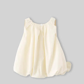 Girls Off White Solid Sleeveless Balloon Dress With Bow Details Casual Dresses