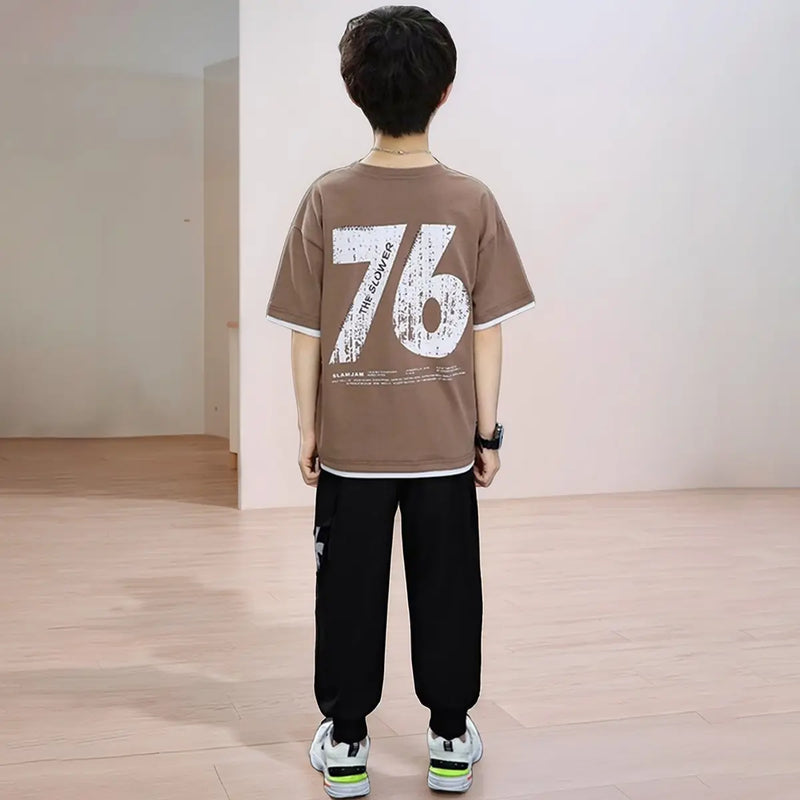 Boys Brown Alphanumeric Printed T-Shirt With Joggers Set Sets