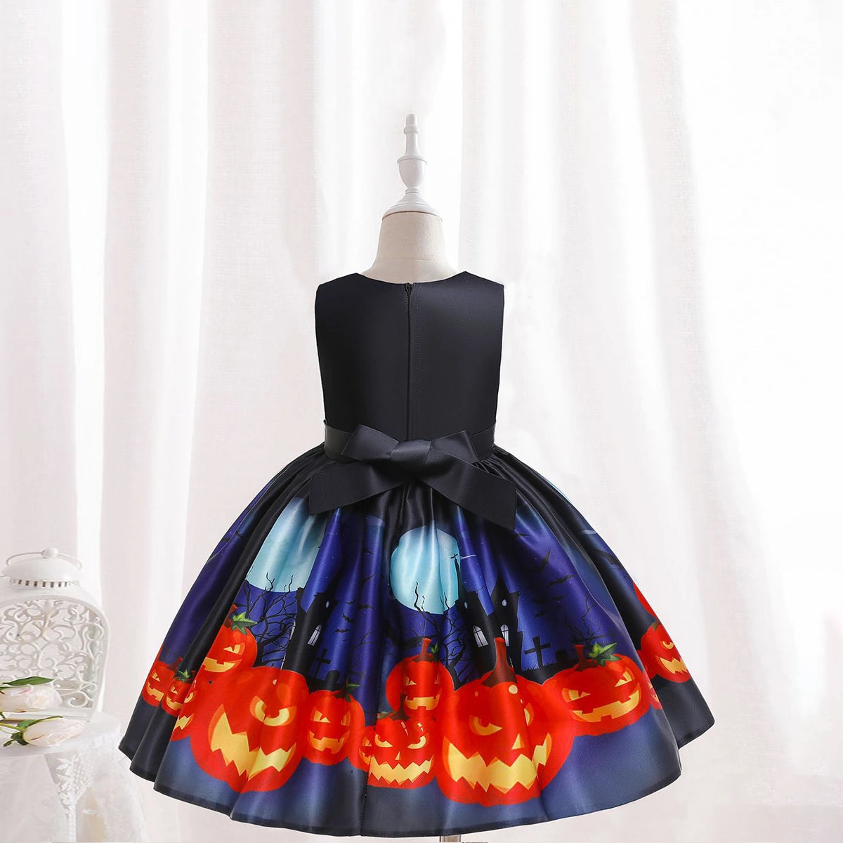 Girls Black Halloween Pumpkin Printed Fit & Flare Party Wear Dress Party Dresses
