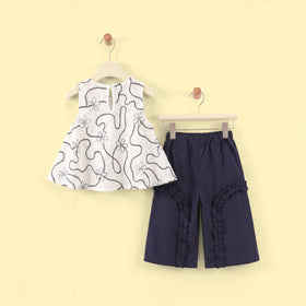 Girls White Floral Sleeveless Top With Pants Sets 2 pc. Sets