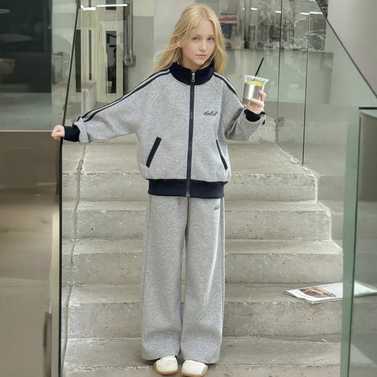 Girls Grey Zipper Jacket With Pant Sets Sets
