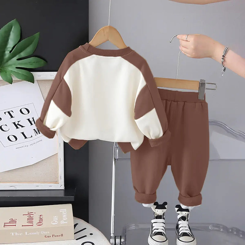 Boys Brown Graphics Printed Sweatshirt With Jogger Sets Sets