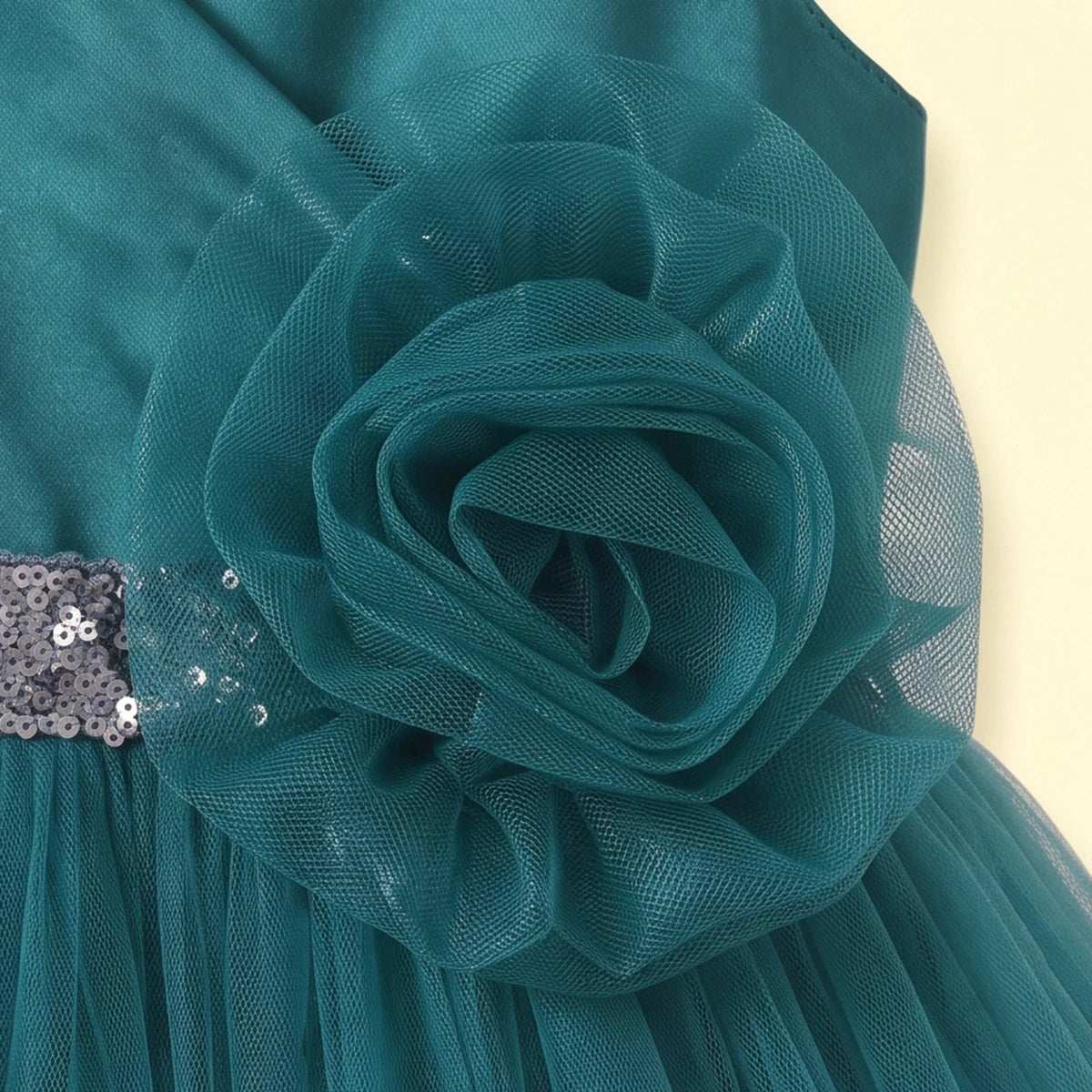 Girls Green Sleeveless Party Gown Party Dresses