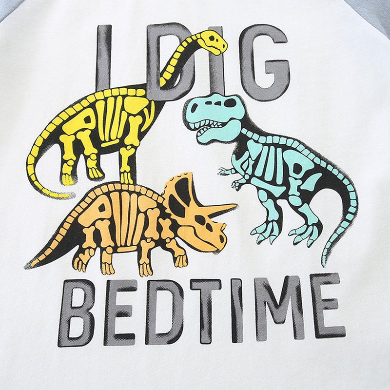 Boys Graphic Print T-Shirt With Striped Shorts Set Sets   