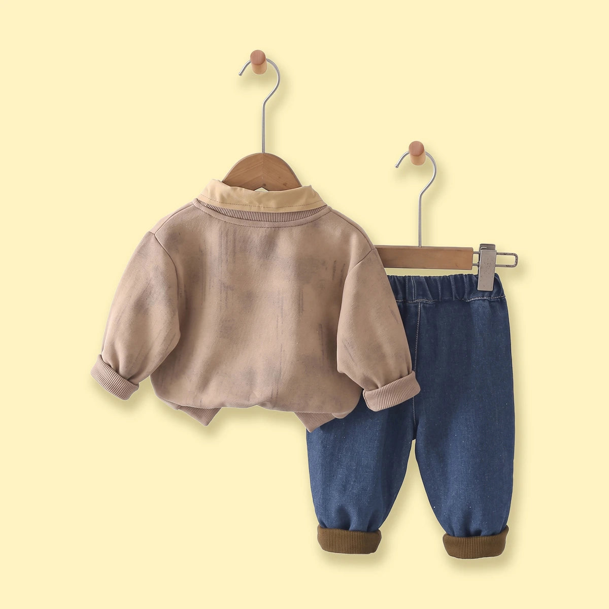 Boys Khaki Abstract Print Sweatshirt With Denim Pants Sets Sets