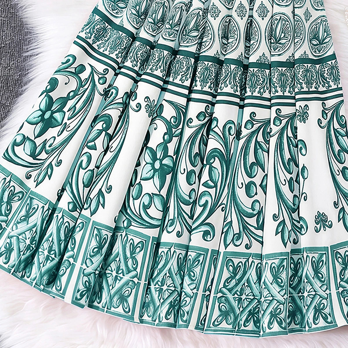 Girls Green Ethnic Print Sleeveless Top With Skirt Sets 2 pc. Sets