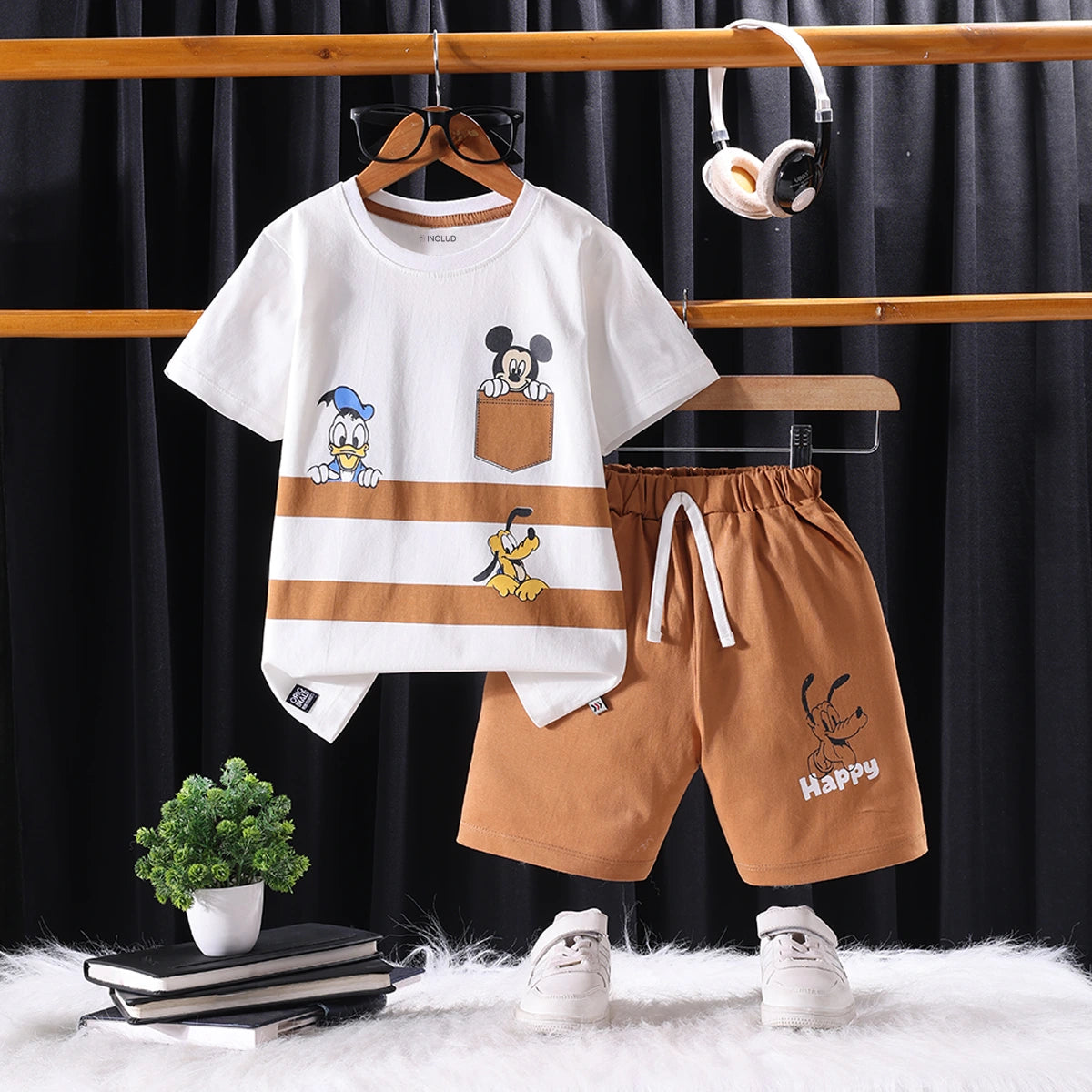 Boys Brown Cartoon Character Printed T-Shirt With Elasticated Shorts Sets Sets Brown 1-2 Y