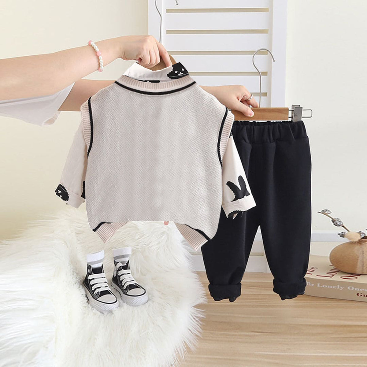 Boys Graphic Off White Sweater With Long Sleeve Shirt and Pants Set Sets