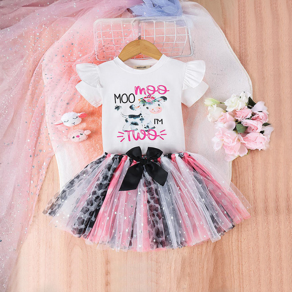 Girls Cow Graphic T-Shirt With Star Foil Skirt Set