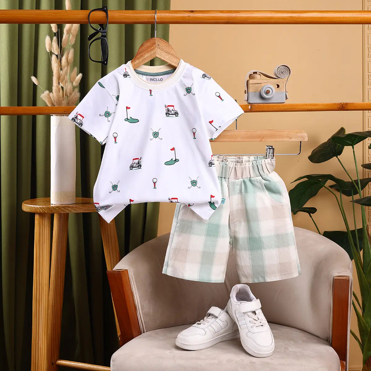Boys White Golf Print Short Sleeve T-Shirt With Checked Shorts Sets Sets White 6-12 M