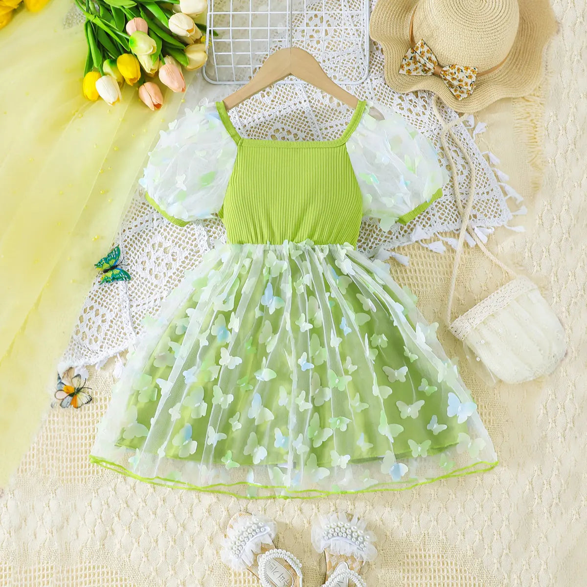 Girls Light Green 3D Butterfly Applique Fit & Flare Dress With Puff Sleeves Casual Dresses