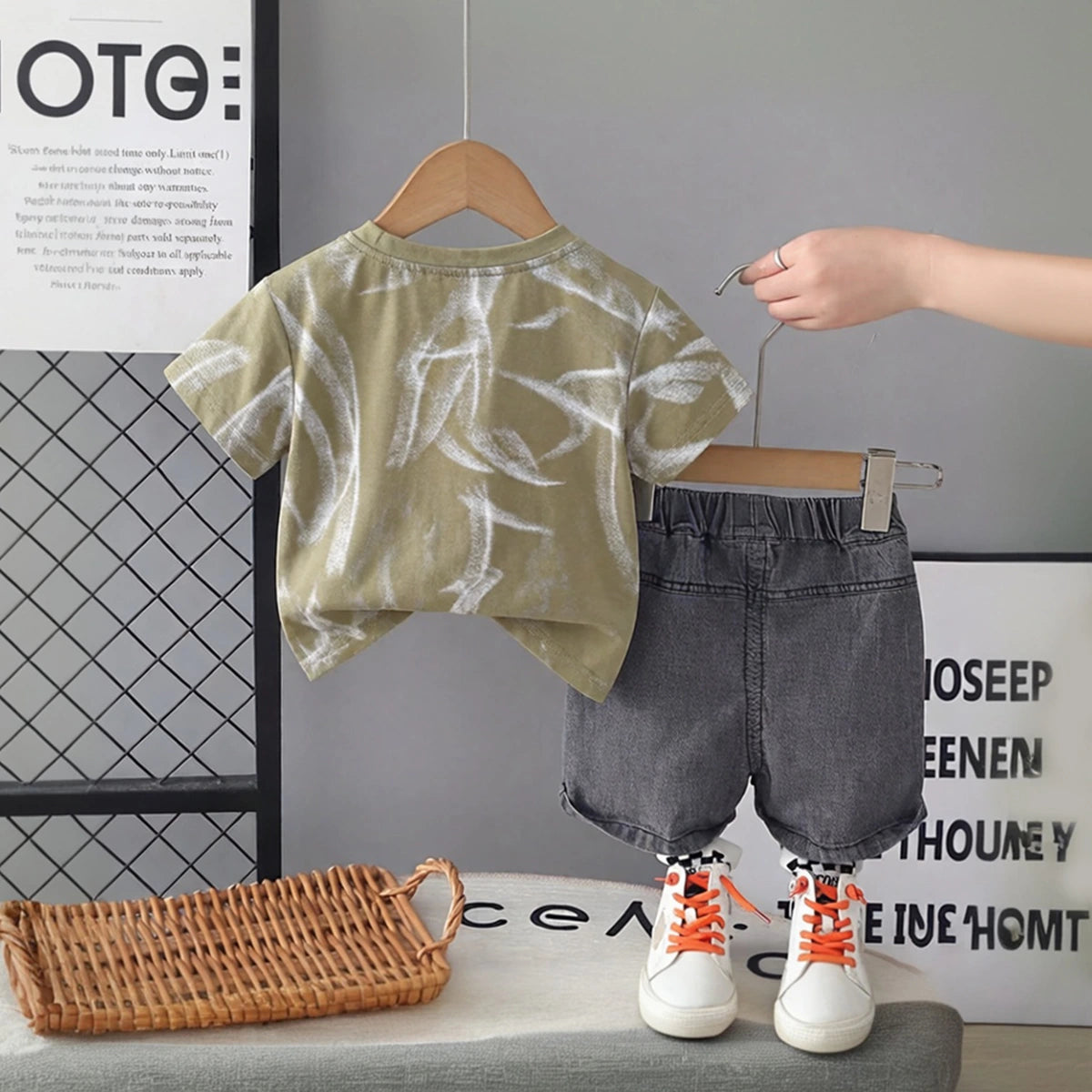 Boys Green Typographic Print Short Sleeves T-Shirt With Denim Shorts Set Sets