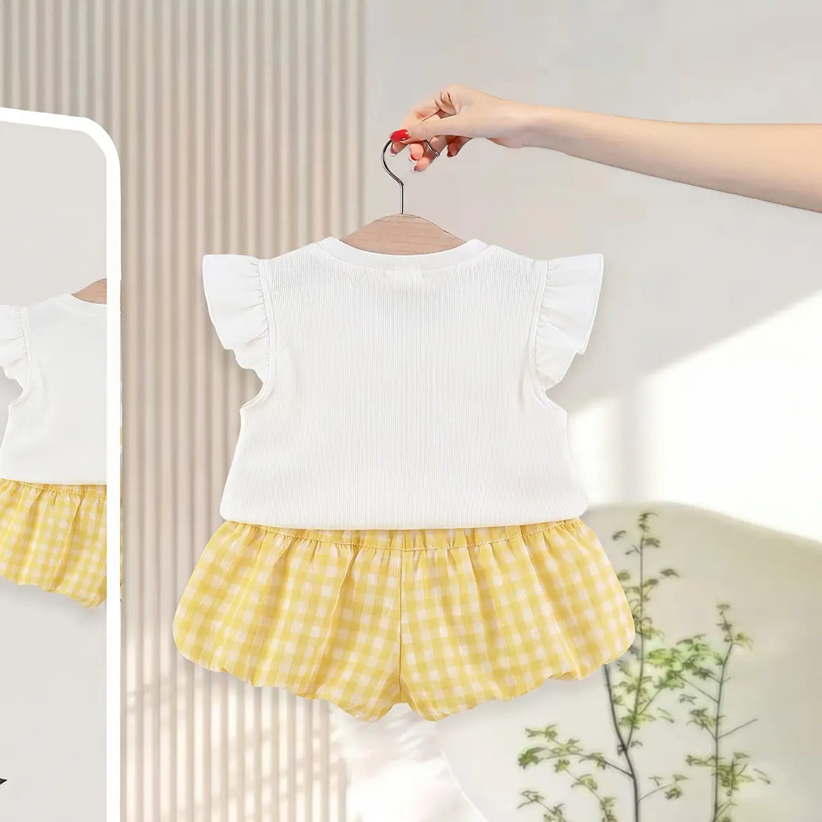 Girls Duck Applique Round Neck Top With Yellow Elasticated Shorts Sets 2 pc. Sets