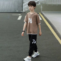 Boys Brown Alphanumeric Printed T-Shirt With Joggers Set Sets