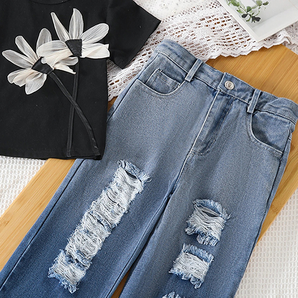 Girls Black Floral Applique Short Sleeve T-Shirt With Denim Jeans Sets 2 pc. Sets